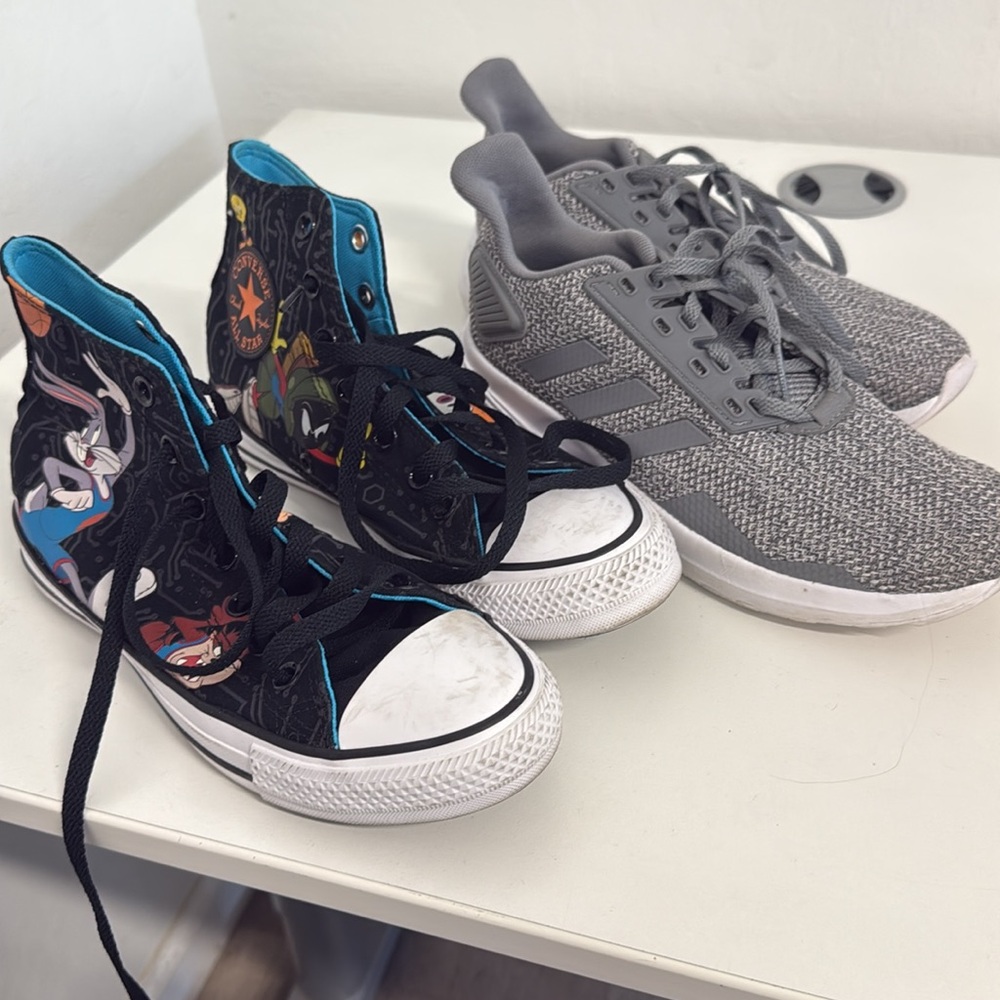 Sneaker Bundle - image 1